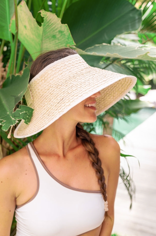 Rollup Travel Hat: The Ultimate Travel Companion